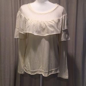 Listicle long sleeve cream top